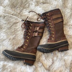 S o r e l • Tall winter lace up snow boot